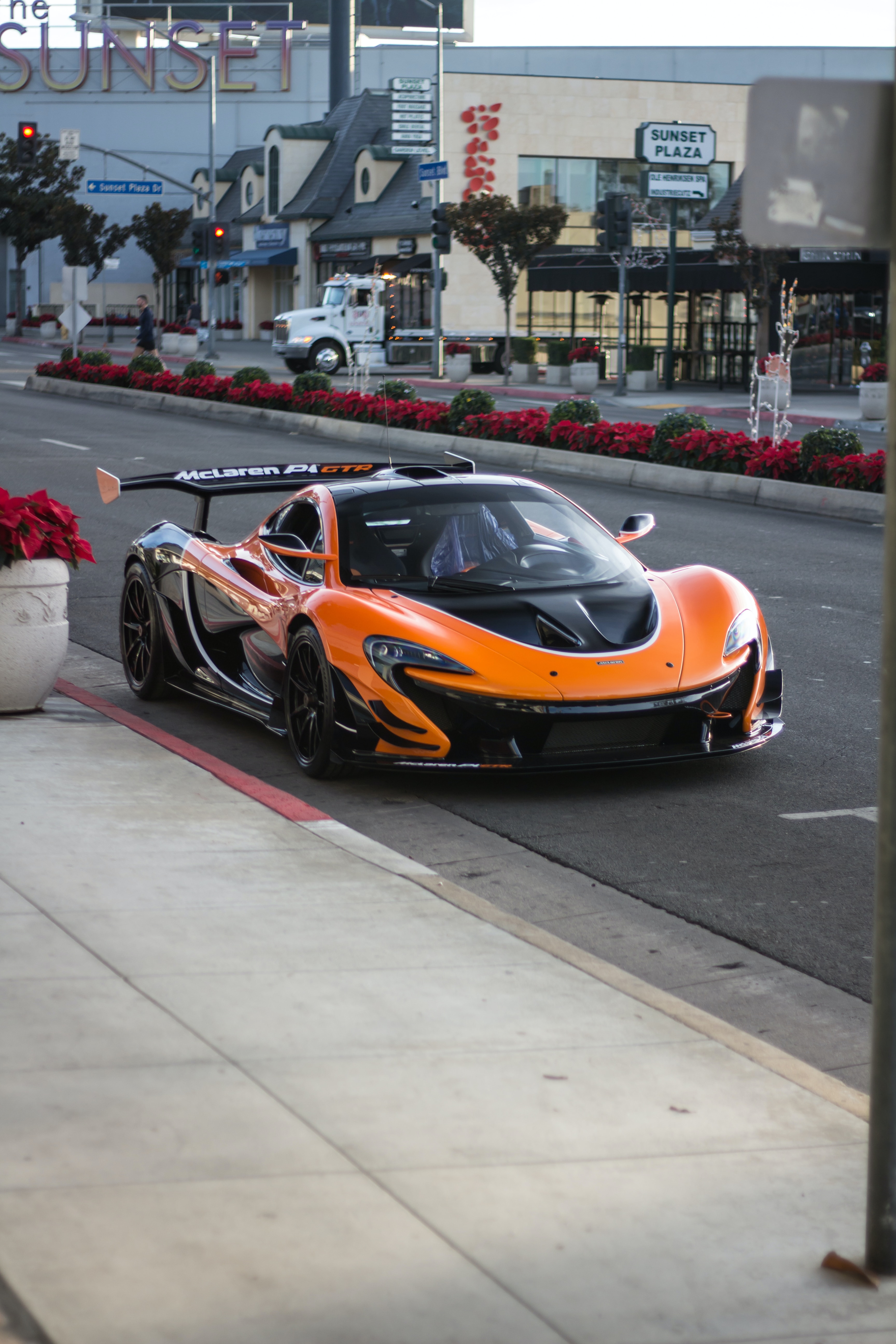 Cars (12)